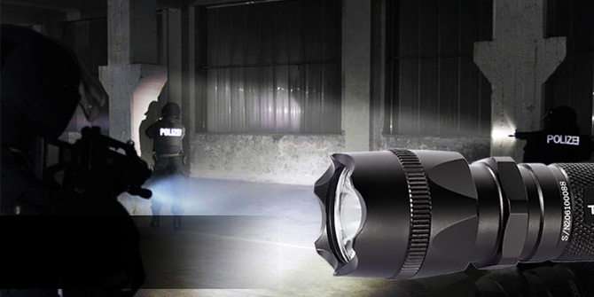 PT10戰(zhàn)術手電