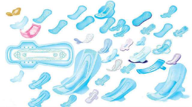 客戶買了紫光手電驗熒光劑，先拿面膜大姨媽巾開刀 